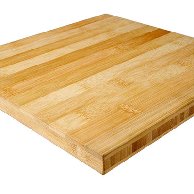 Fabrication à partir de feuilles de contreplaqué laminées en bambou