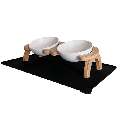Matte en silicone antidérapant à inclinaison pour animaux de compagnie 39.8 x 18.29 x 11.2 cm